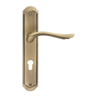 ARIA Door Lever handle on Plate - Chrom
